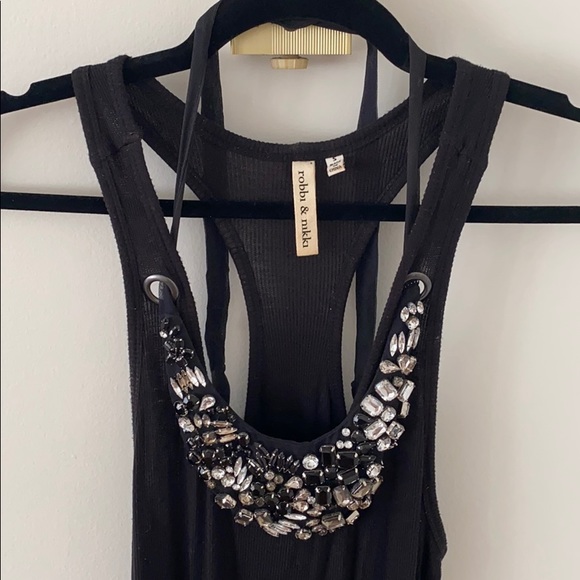 Robbi & Nikki black jeweled tank top - Picture 4 of 12